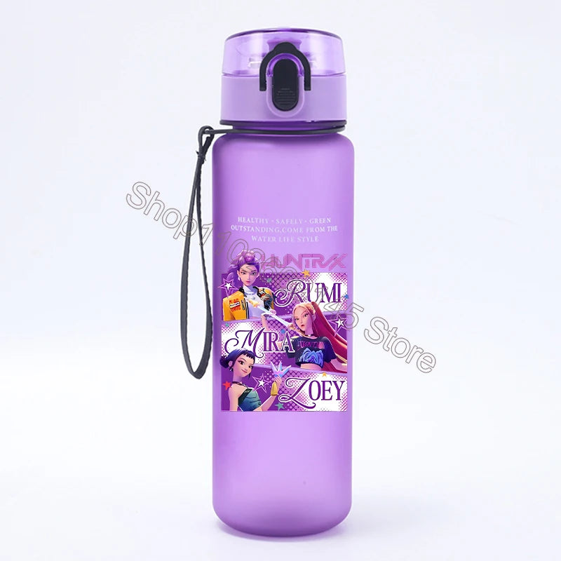 K Pop Demon Hunters Water Bottle Girls Summer Sports Large Capacity Water Bottle Kawaii Cartoon Figure Printed Plastic Bottles