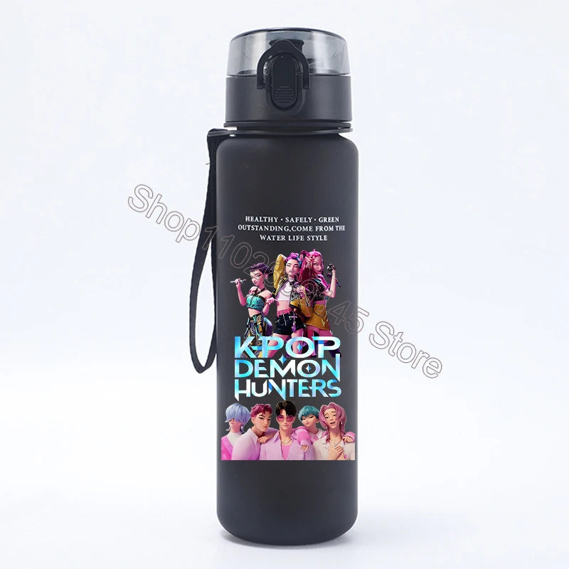 K Pop Demon Hunters Water Bottle Girls Summer Sports Large Capacity Water Bottle Kawaii Cartoon Figure Printed Plastic Bottles