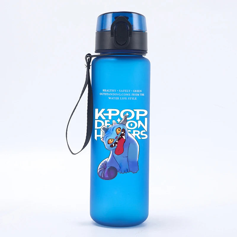 K Pop Demon Hunters Water Bottle Girls Summer Sports Large Capacity Water Bottle Kawaii Cartoon Figure Printed Plastic Bottles